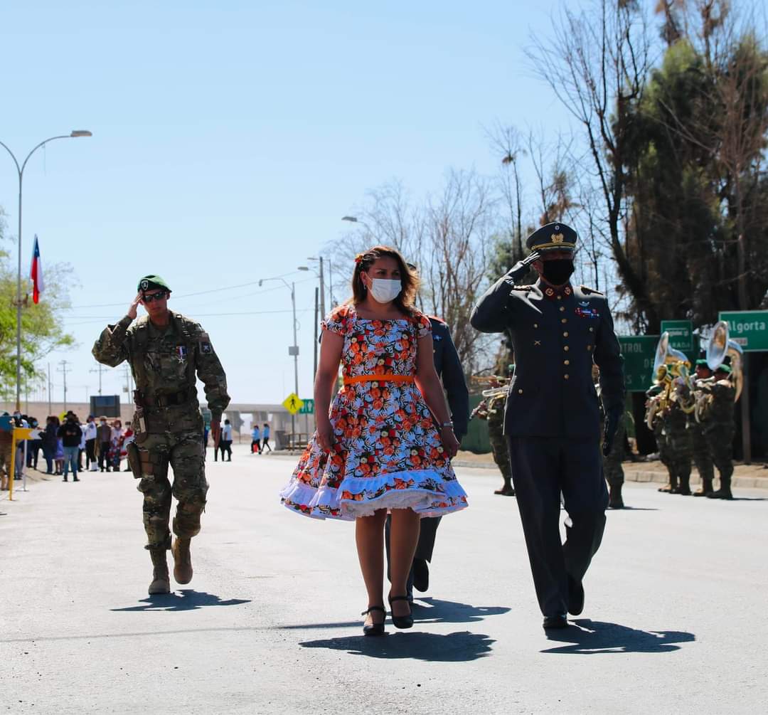 Se desarrolló desfile de Fiestas Patrias en la Comuna de Sierra Gorda