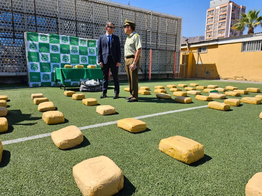 Dos detenidos y 145 kilos de marihuana incautada en Taltal y Sierra Gorda