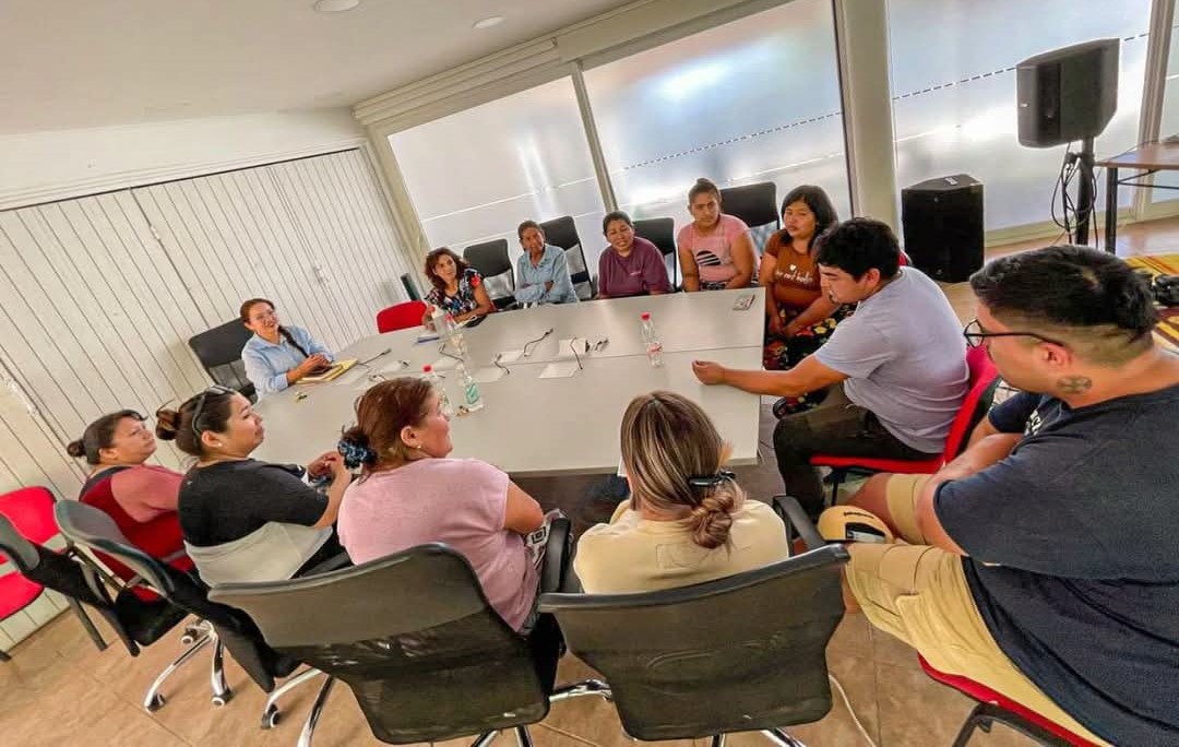 Alcaldesa se reúne con emprendedores de Sierra Gorda